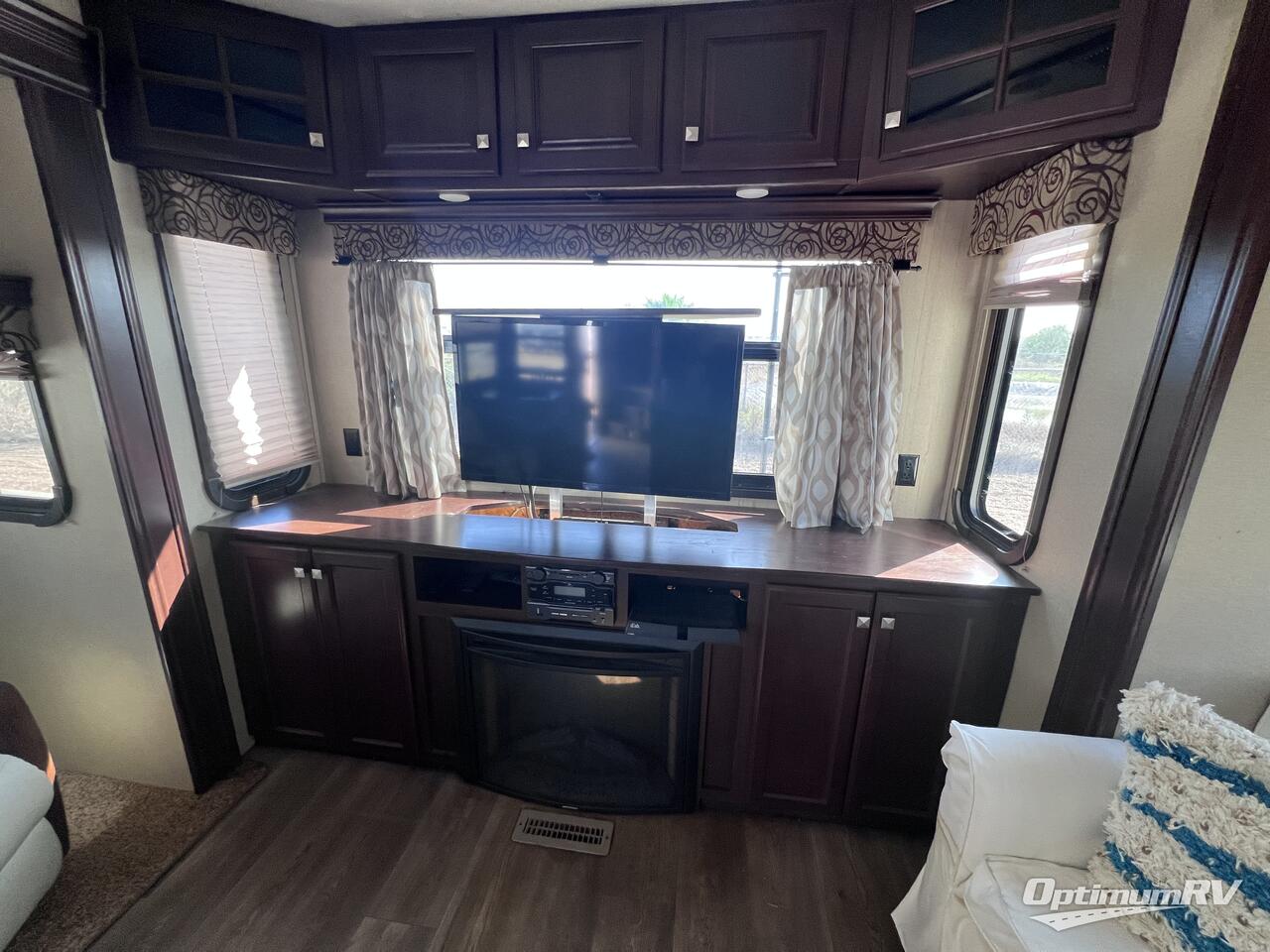 2014 Dutchmen Infinity 3210RE Photo 8