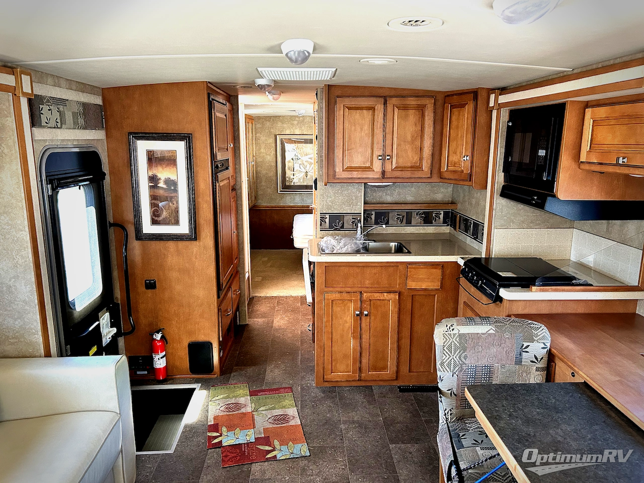 2014 Winnebago Vista 30T Photo 5