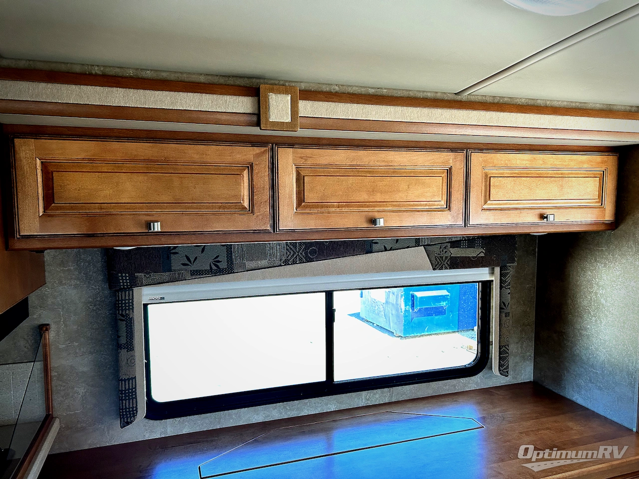 2014 Winnebago Vista 30T Photo 11
