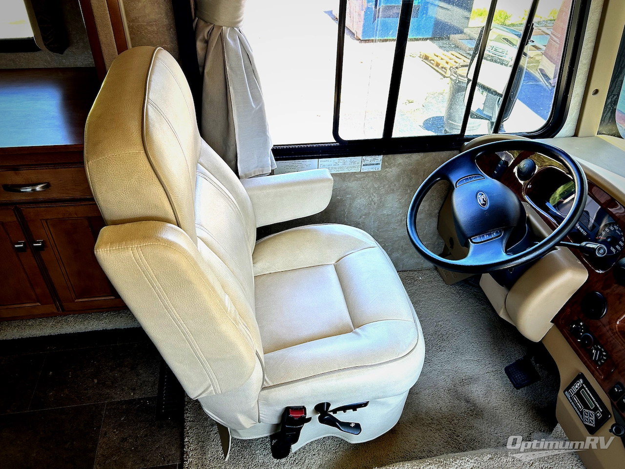 2014 Winnebago Vista 30T Photo 21