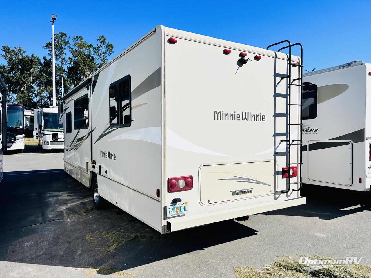 2018 Winnebago Minnie Winnie 31K Photo 3