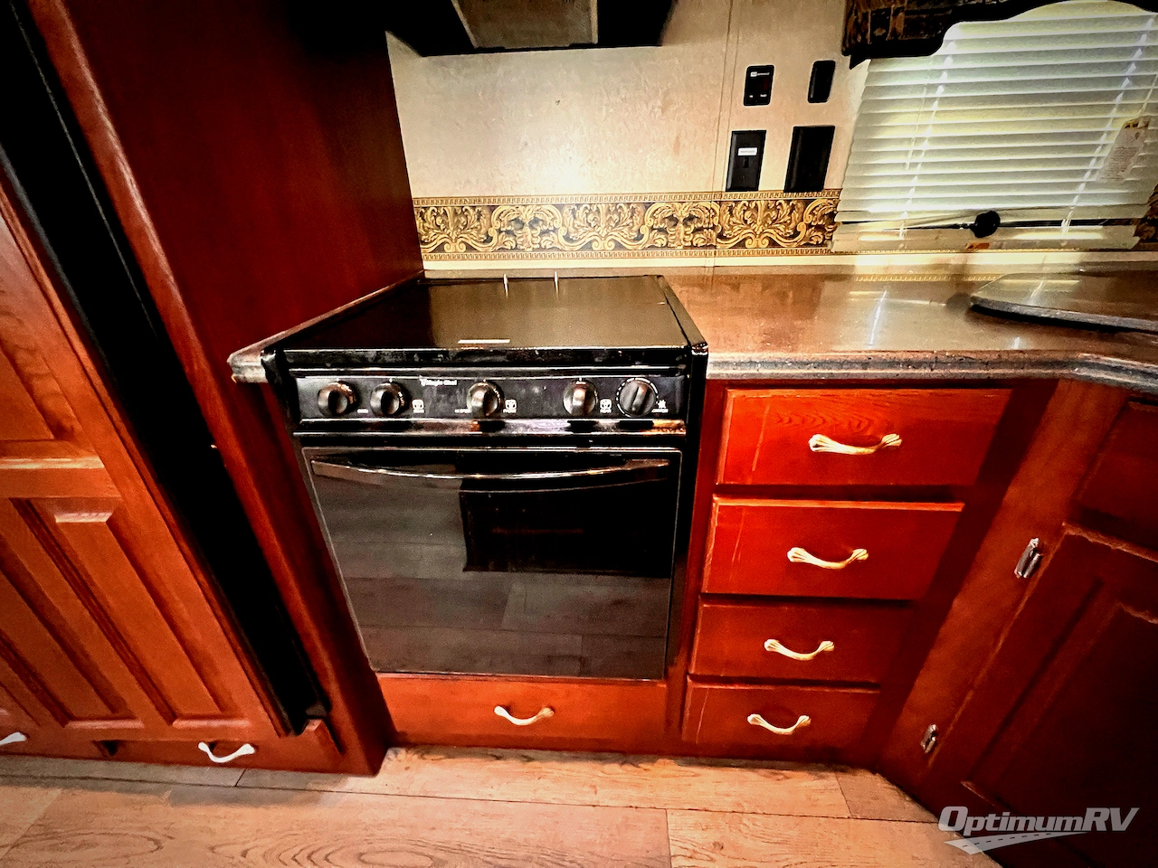 2009 Carriage Cameo 37RES Photo 13