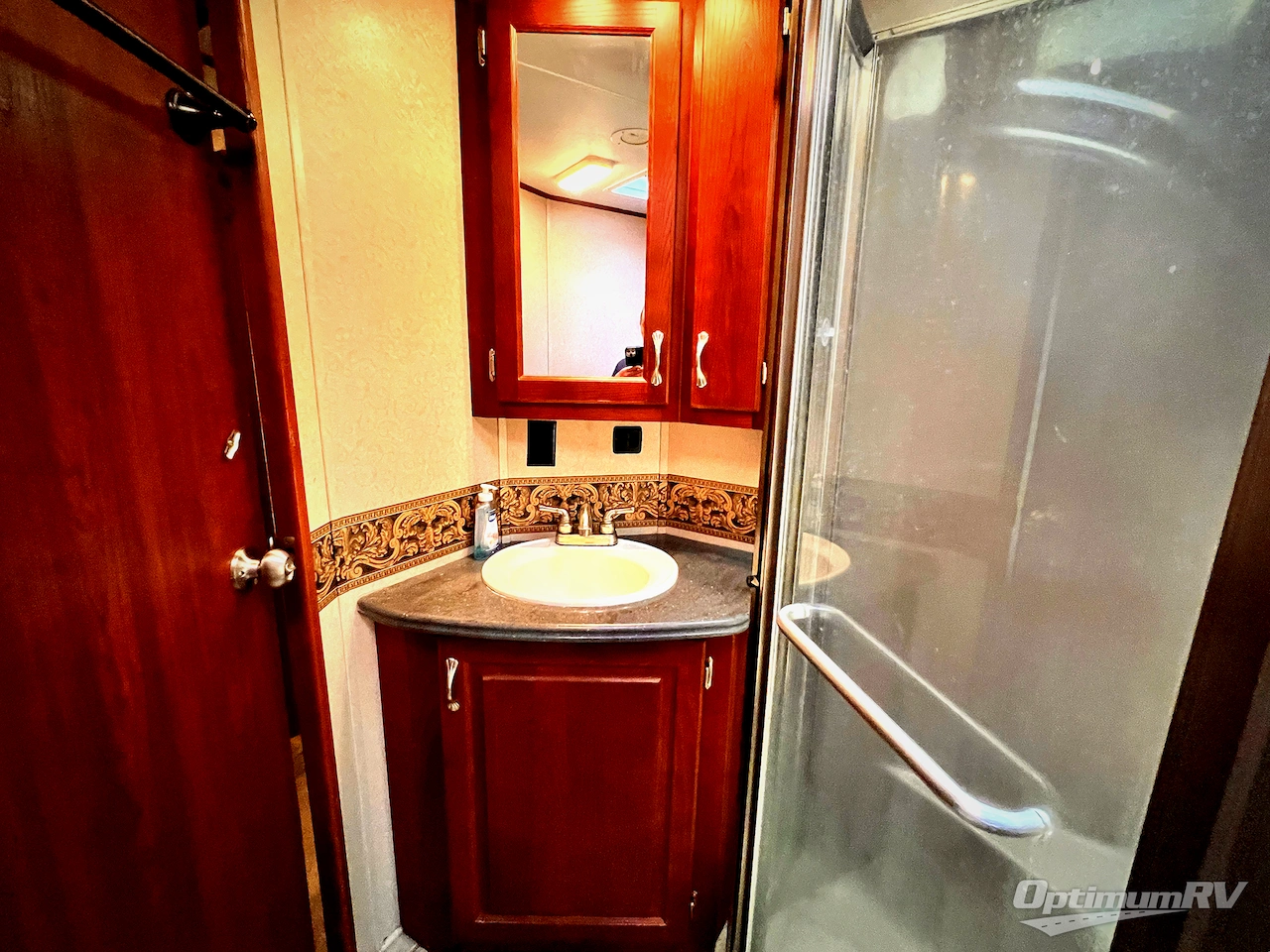 2009 Carriage Cameo 37RES Photo 23