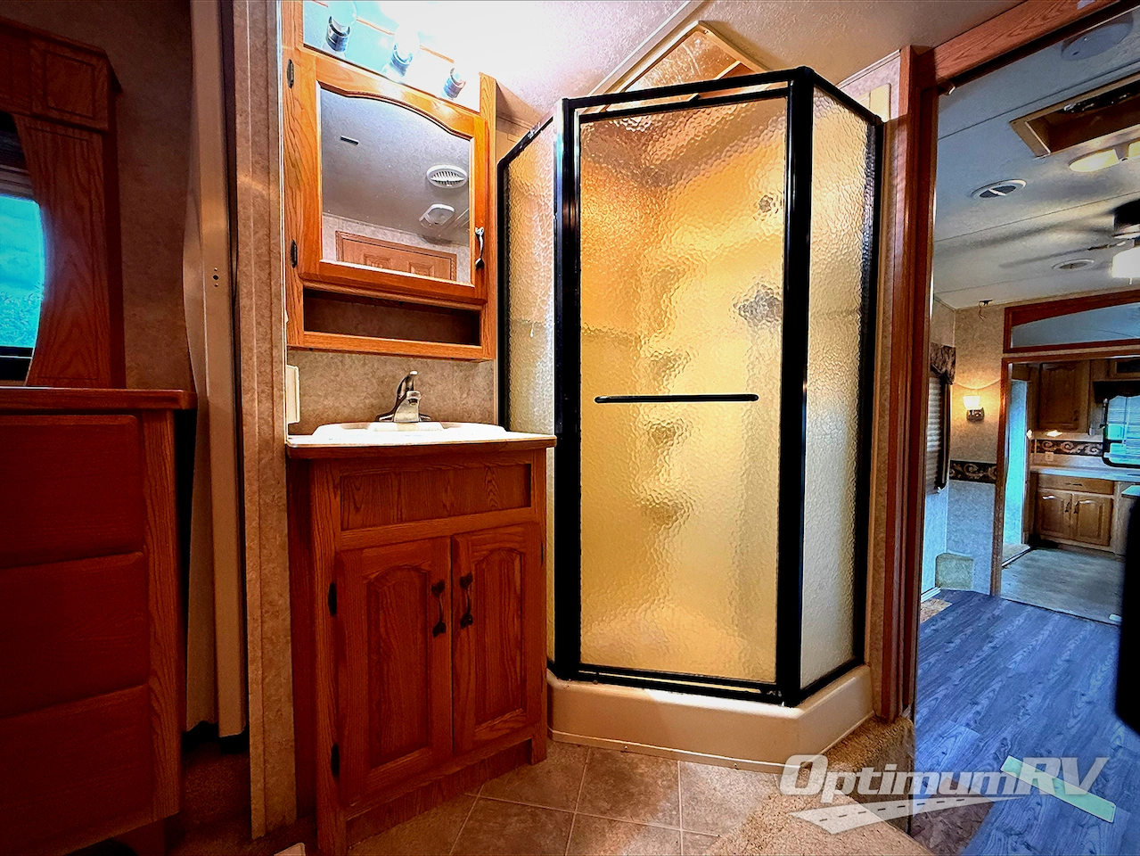 2007 Keystone Montana 3500RL Photo 8
