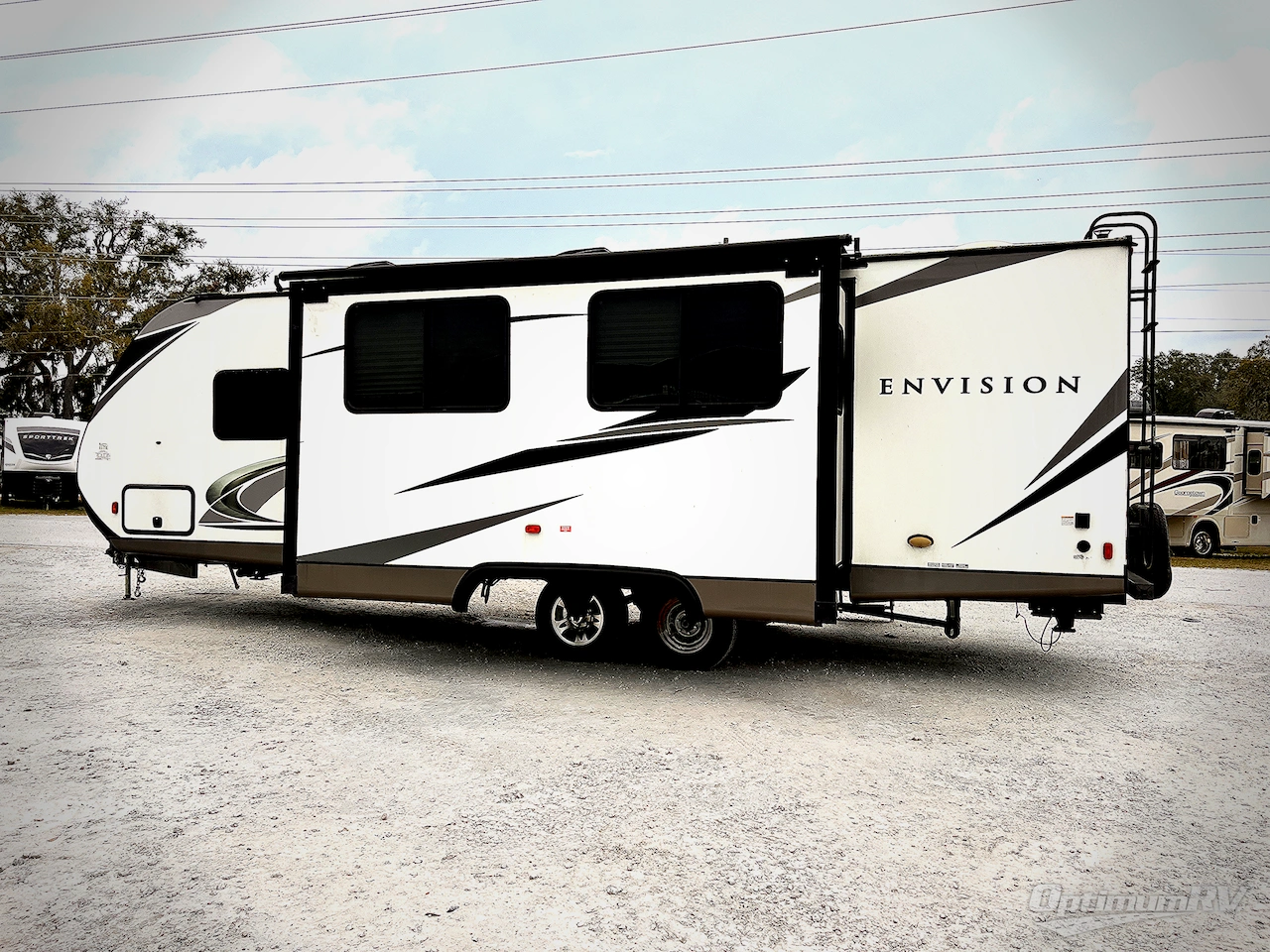 2021 Gulf Stream Envision 258RB Photo 2