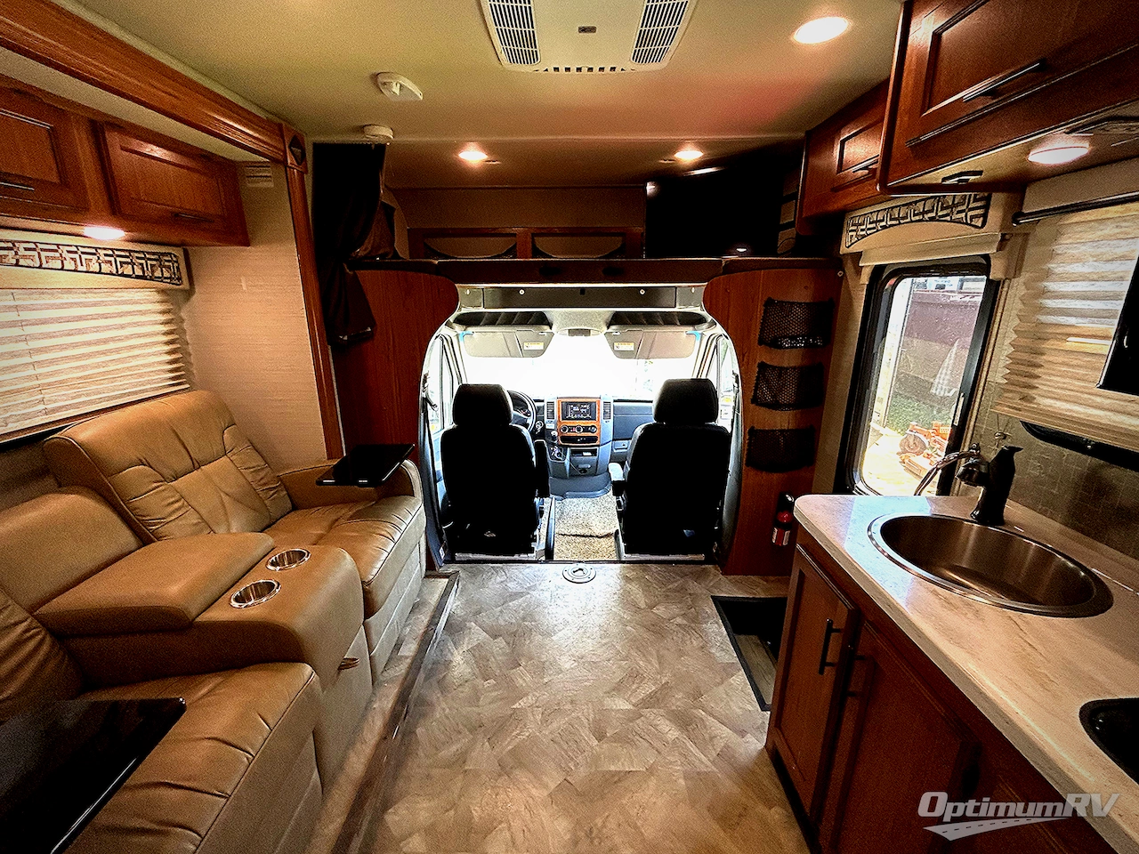 2017 Jayco Melbourne 24M Photo 10