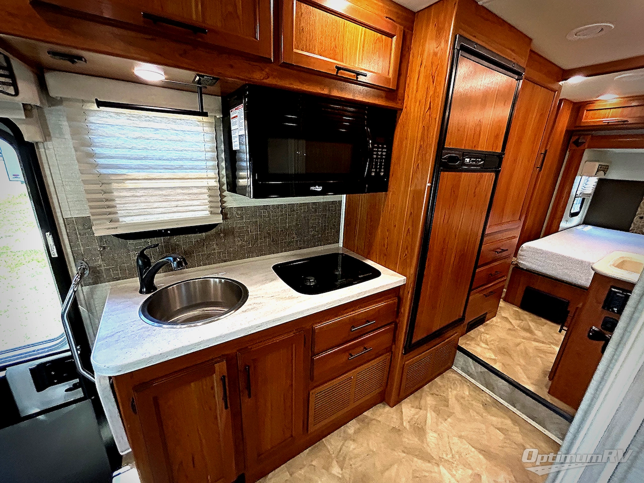 2017 Jayco Melbourne 24M Photo 11