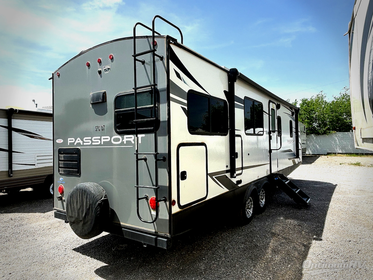 2022 Keystone Passport GT 2704RK Photo 2