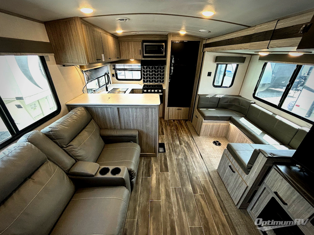 2022 Keystone Passport GT 2704RK Photo 4