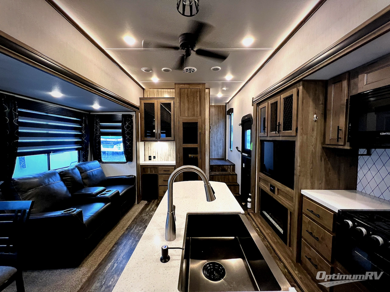 2021 Forest River Sabre 38DBQ Photo 3