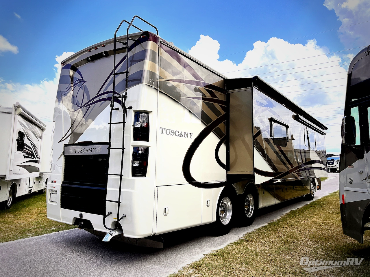 2016 Thor Tuscany 45AT Photo 3