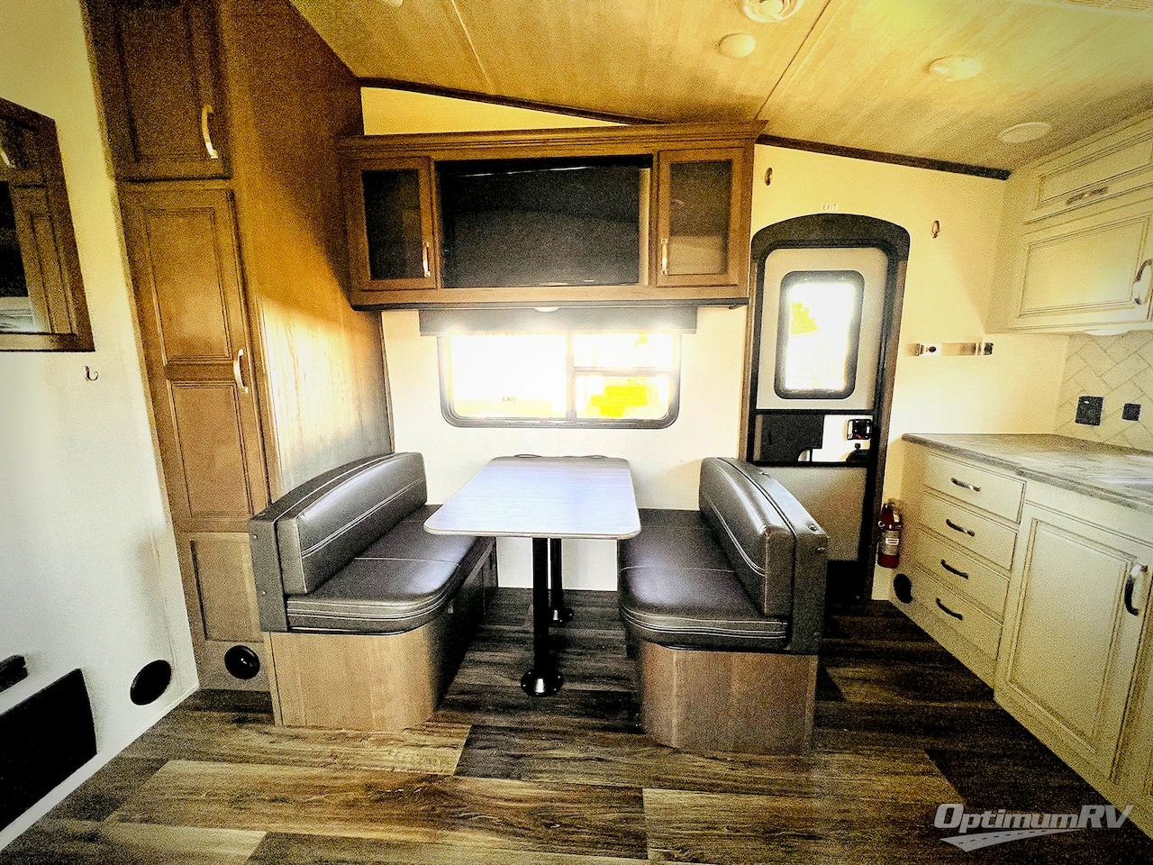 2021 Keystone Cougar Half-Ton 23MLS Photo 7