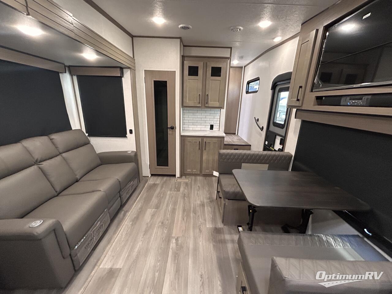 2025 KZ Durango Half-Ton D232MLD Photo 4