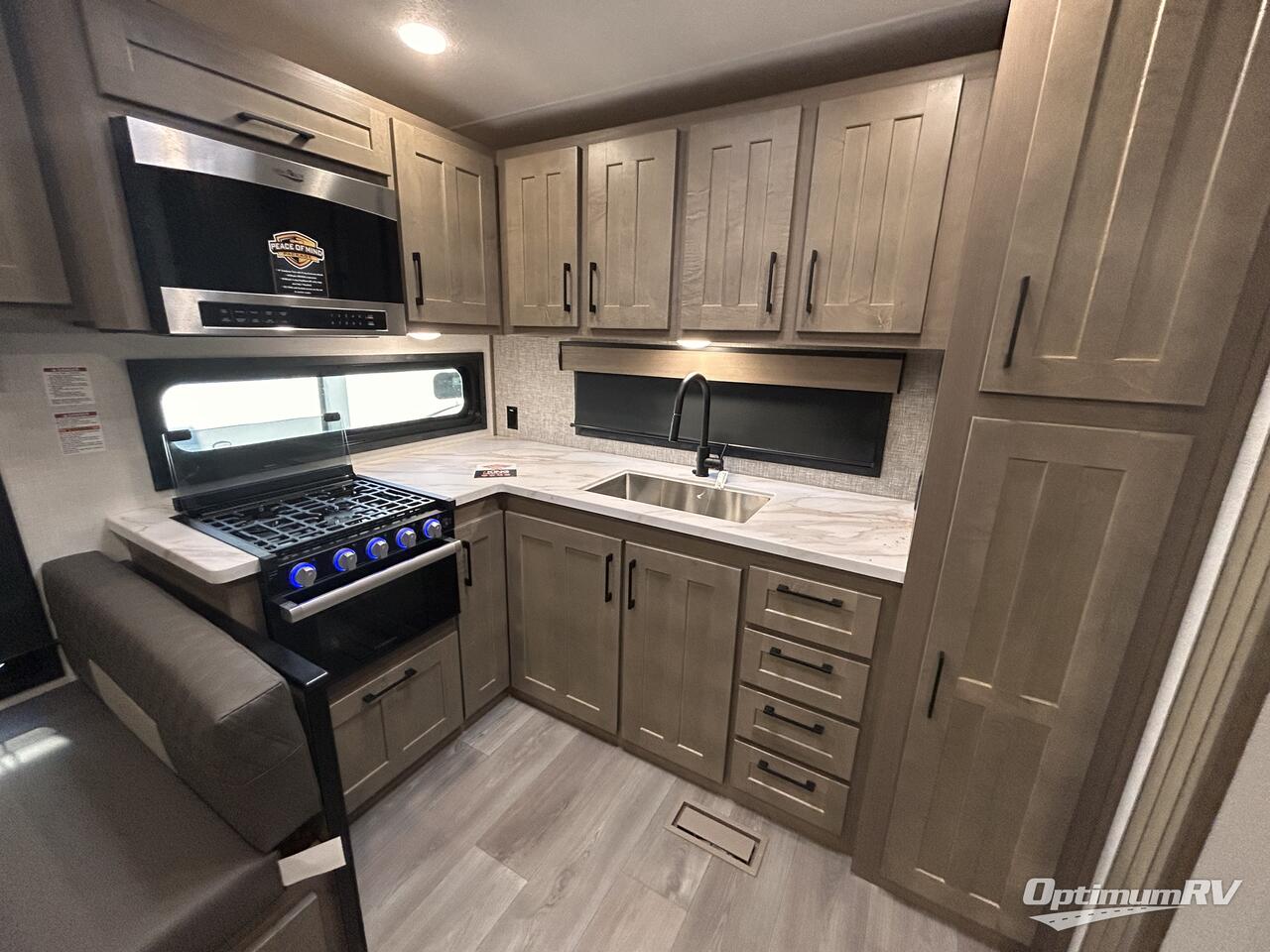 2025 KZ Durango Half-Ton D232MLD Photo 15