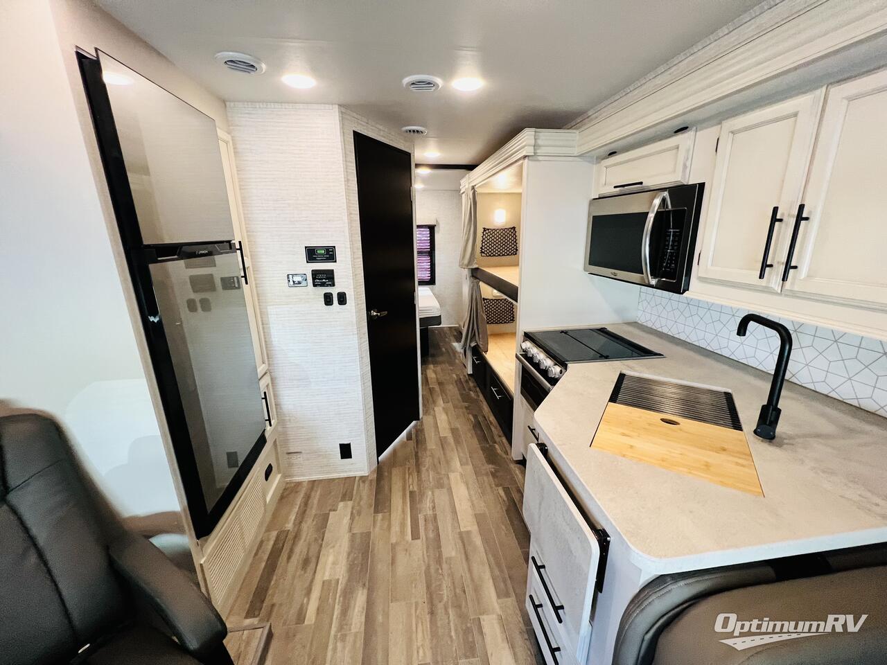 2024 Entegra Odyssey 31F Photo 8