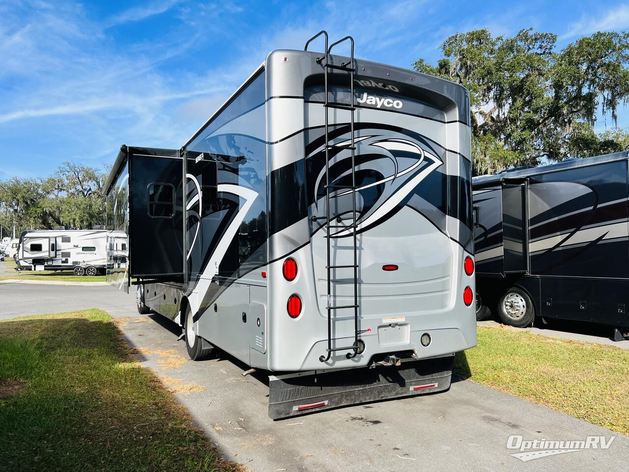 2021 Jayco Seneca Prestige 37K Photo 3