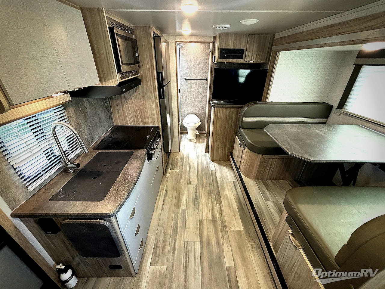 2021 Winnebago Towables Micro Minnie 2108DS Photo 4