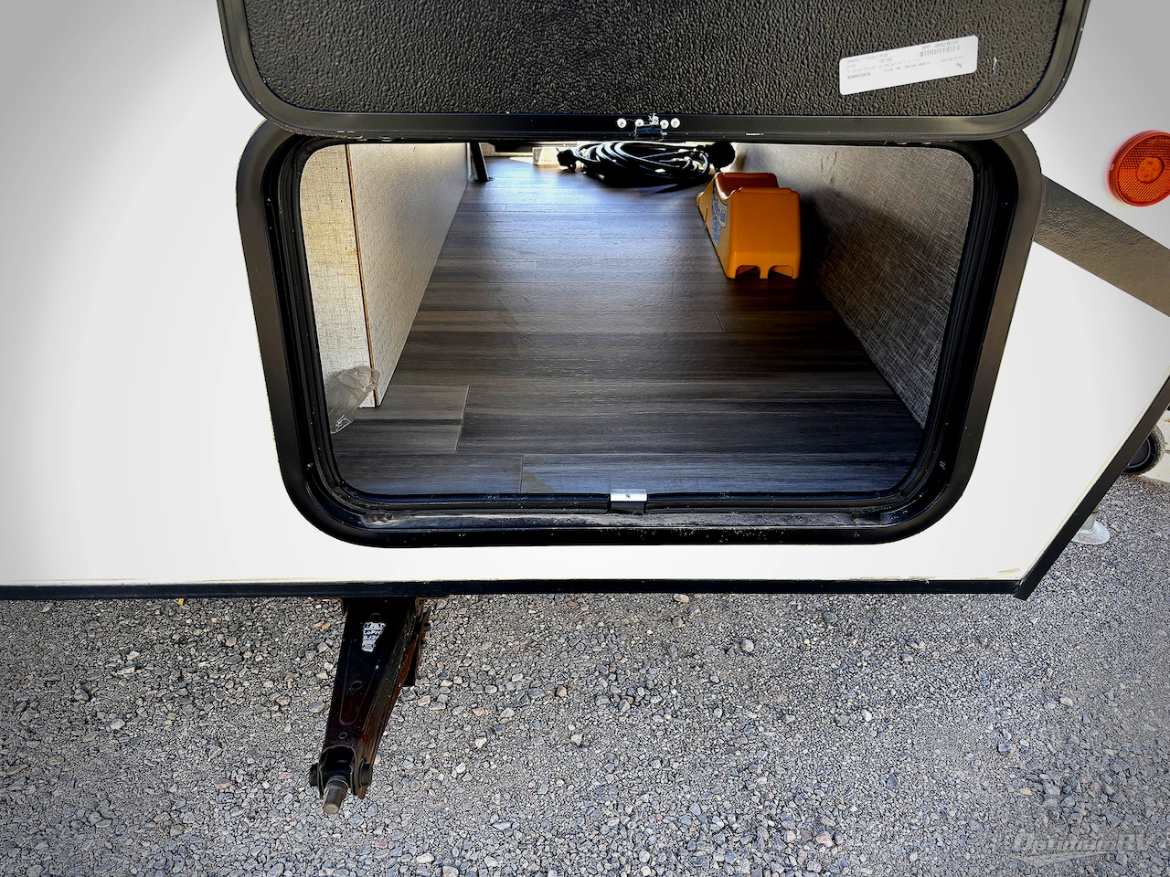 2021 Winnebago Towables Micro Minnie 2108DS Photo 13