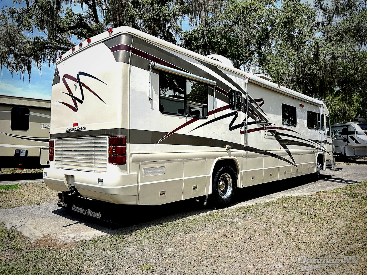 1999 Country Coach Affinity 40 Photo 2