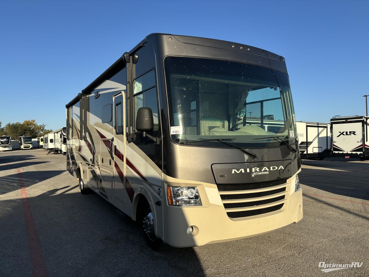 2021 Coachmen Mirada 32SS Photo 1