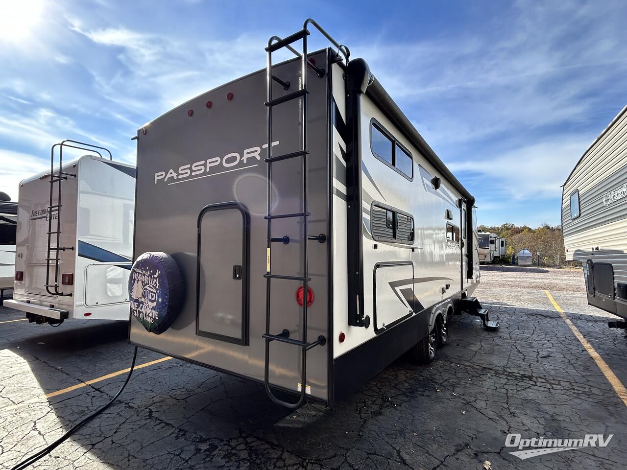 2022 Keystone Passport SL 268BH Photo 2