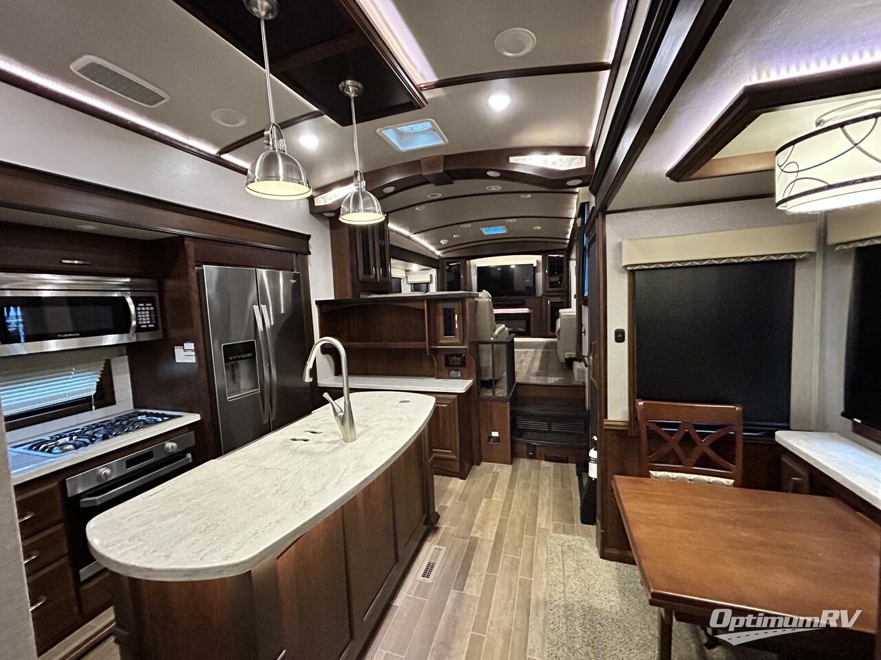 2019 Jayco Pinnacle 38FLWS Photo 4