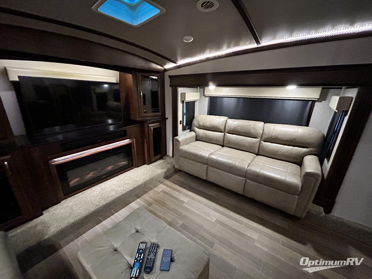 2019 Jayco Pinnacle 38FLWS Photo 10