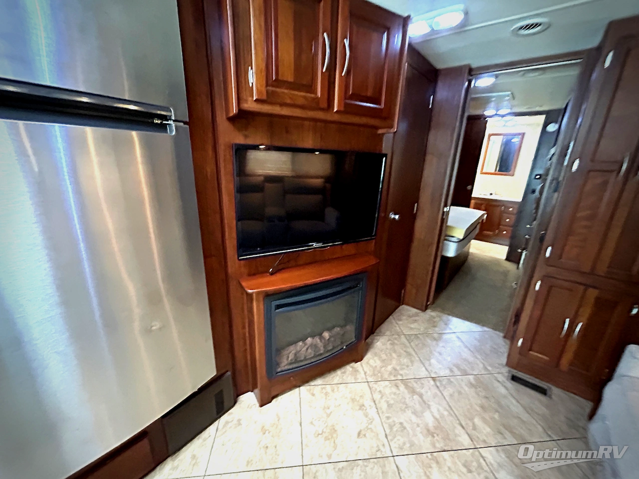 2015 Coachmen Mirada 35LS Photo 13
