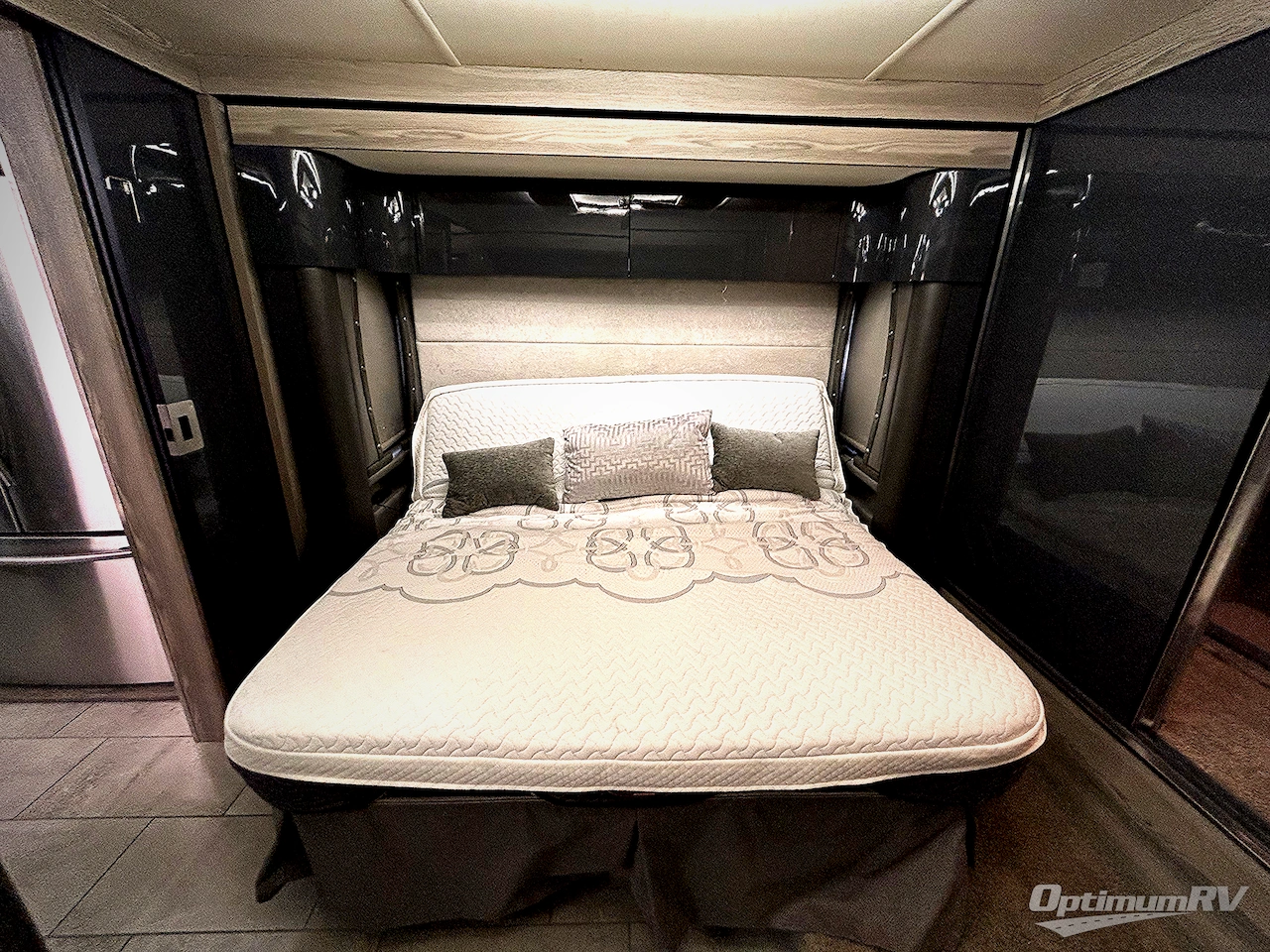 2018 Winnebago Horizon 40A Photo 22