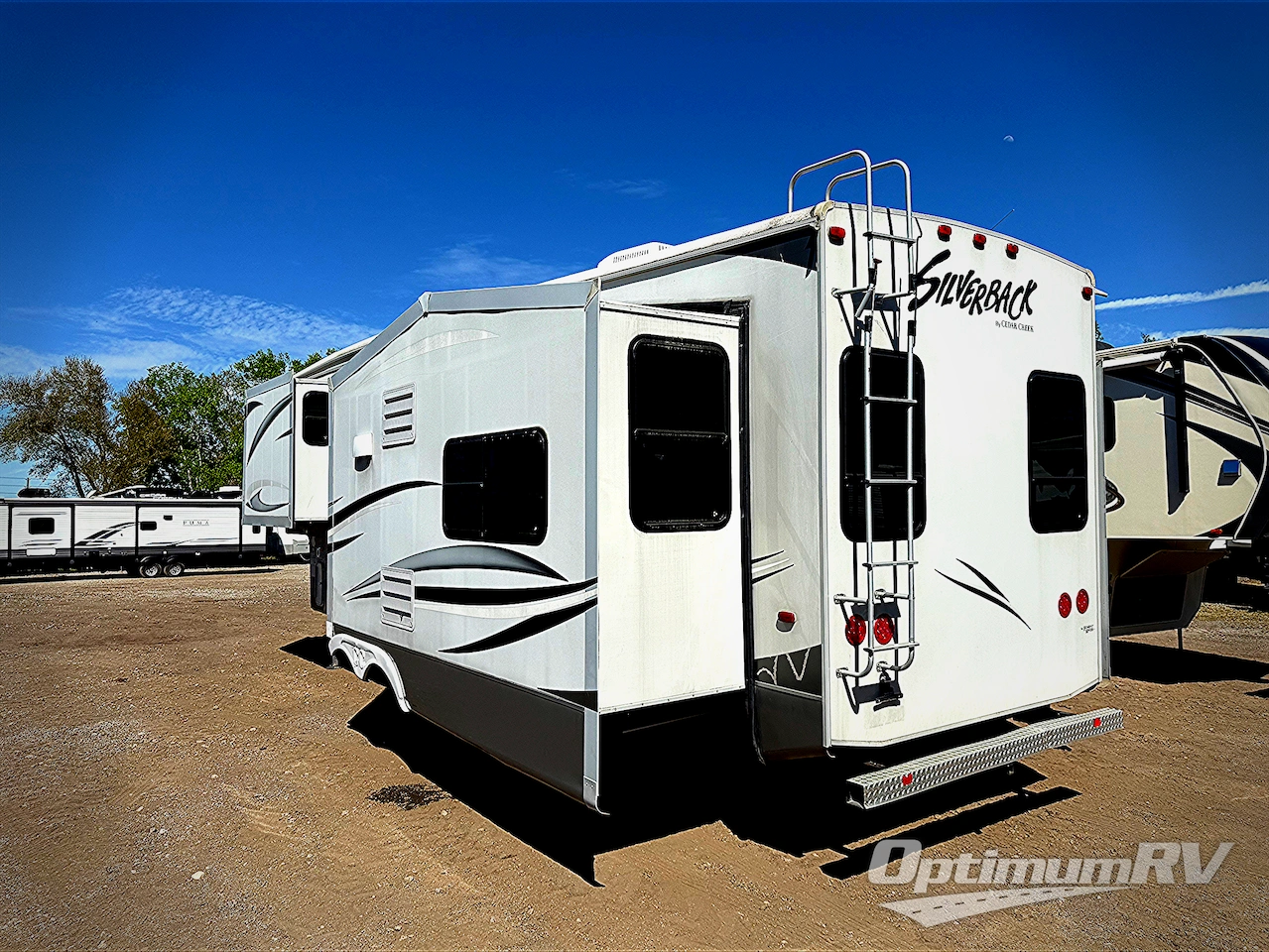 2013 Forest River Cedar Creek Silverback 29RE Photo 3