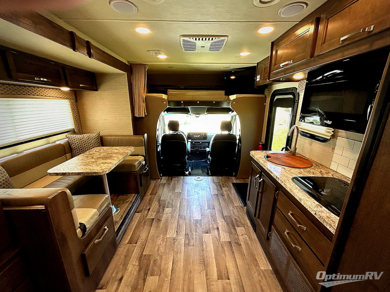 2019 Jayco Melbourne 24L Photo 9