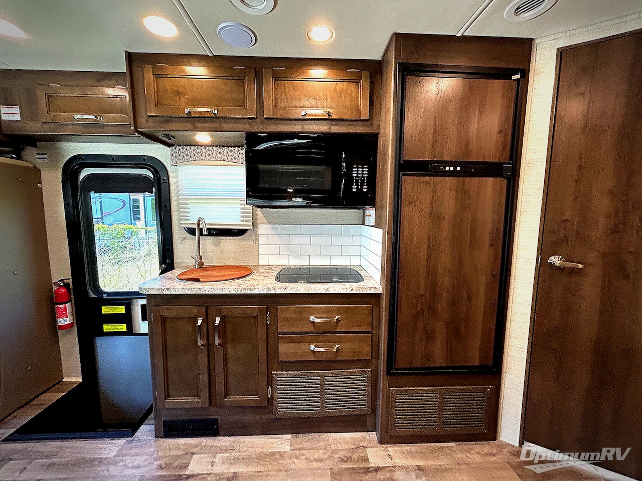 2019 Jayco Melbourne 24L Photo 10
