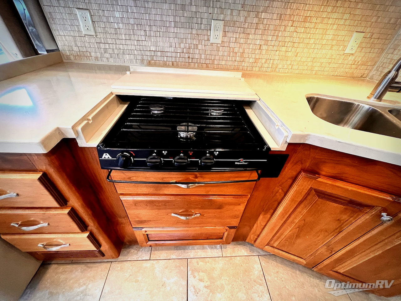 2015 Tiffin Allegro RED 38QRA Photo 14