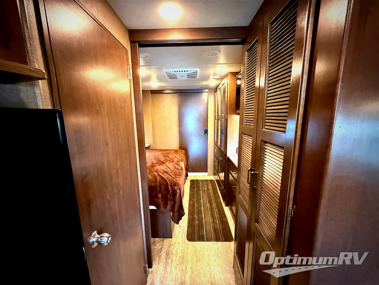 2019 Thor Hurricane 35M Photo 15