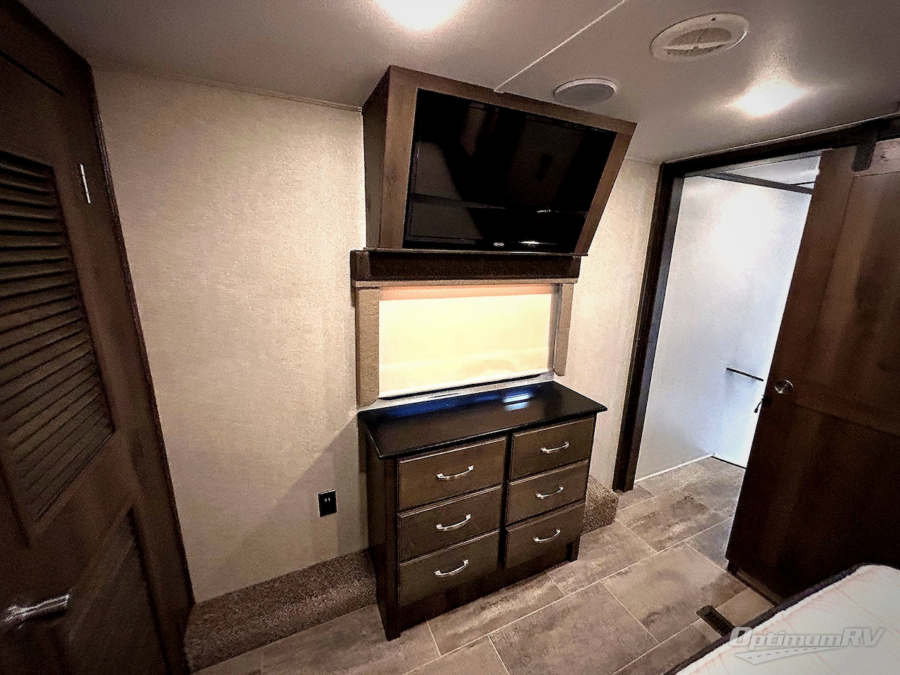 2019 Keystone Montana 3791RD Photo 19