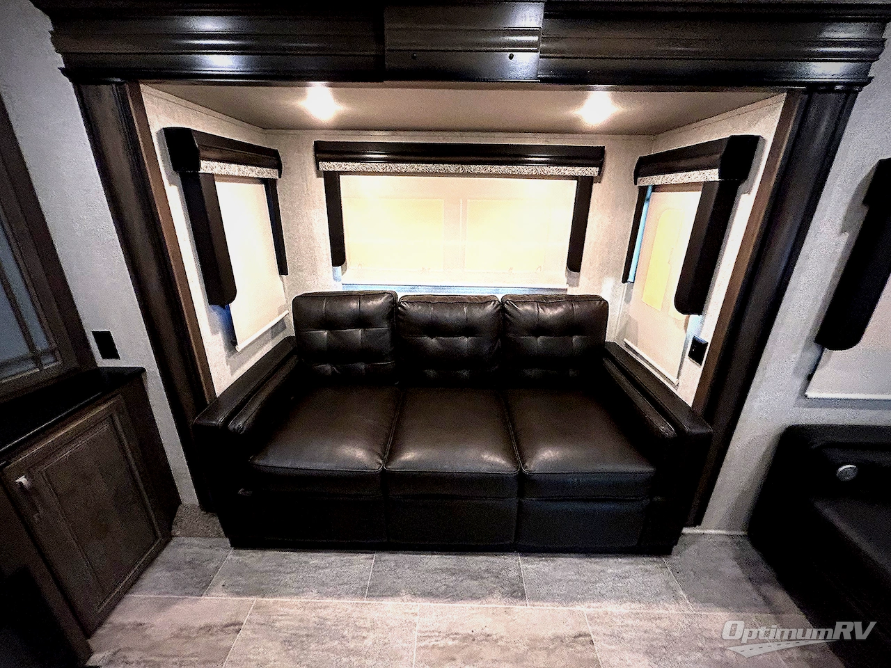 2019 Keystone Montana 3791RD Photo 7