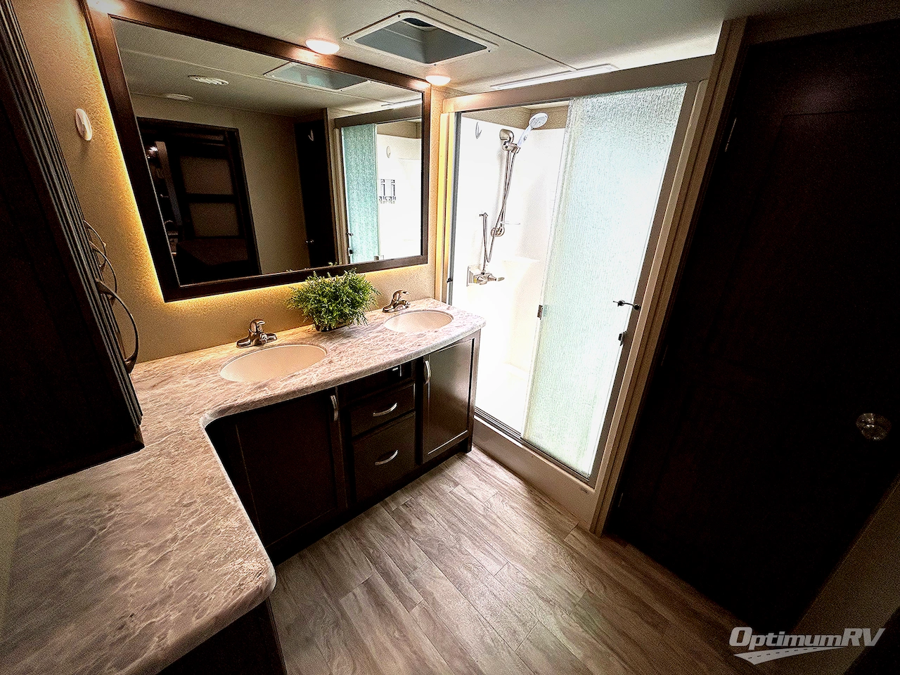 2019 Grand Design Solitude 380FL Photo 19