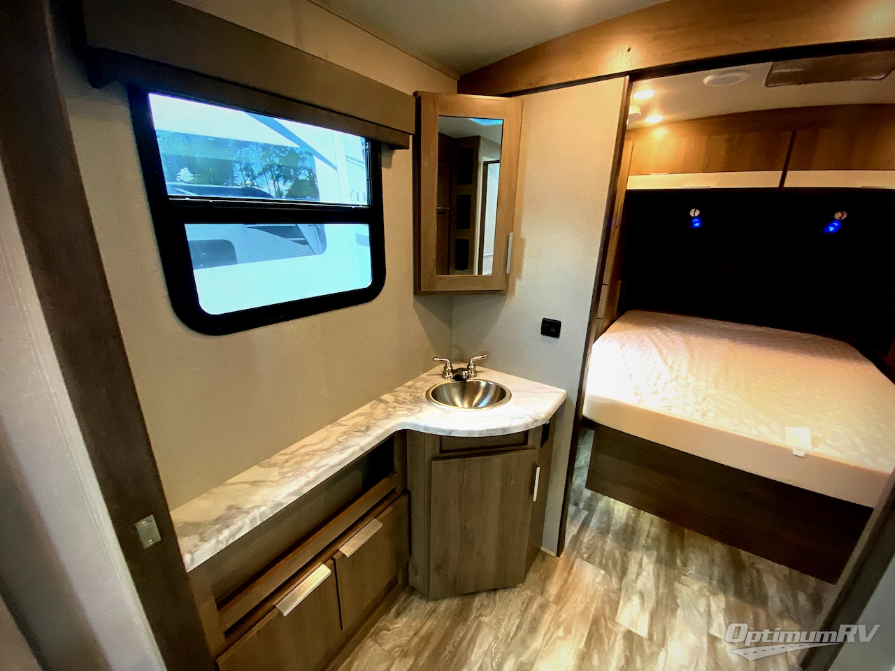 2021 Grand Design Imagine 2500RL Photo 13