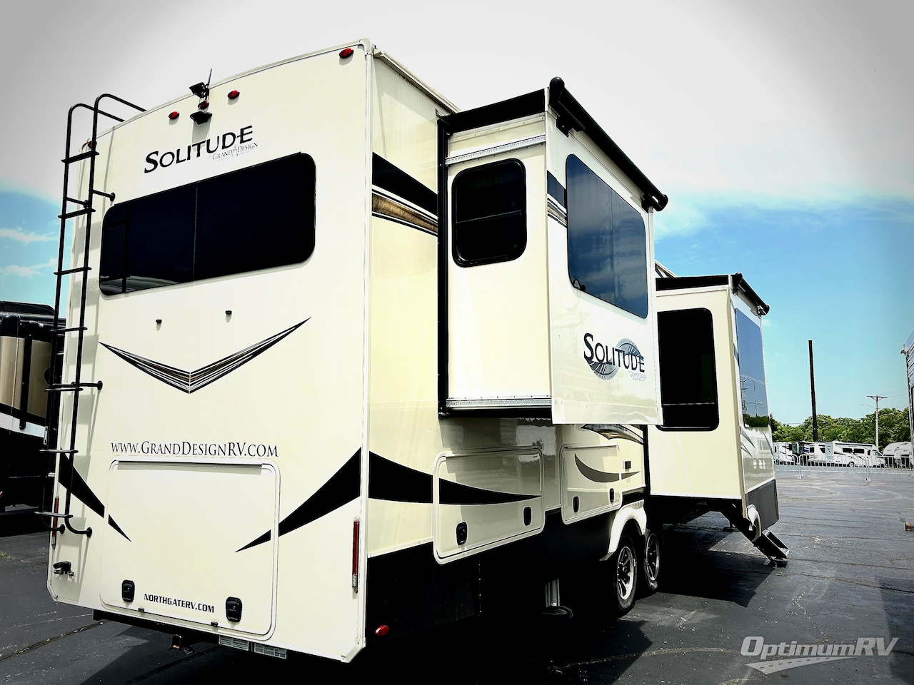 2021 Grand Design Solitude 375RES Photo 2
