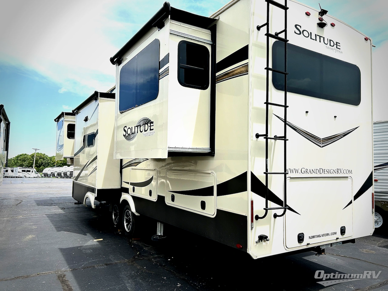 2021 Grand Design Solitude 375RES Photo 3