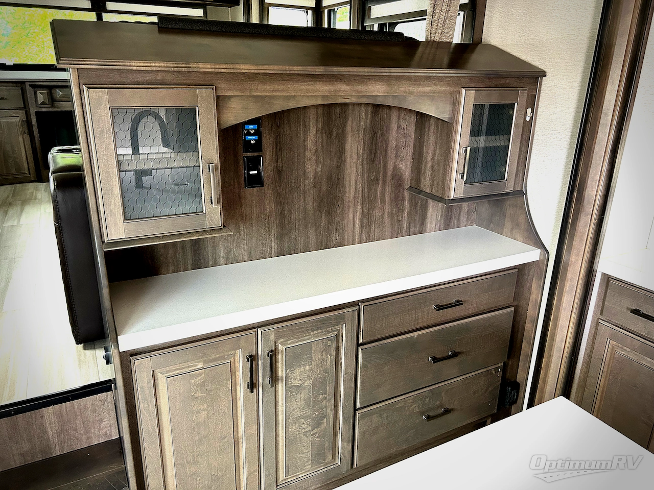2021 Grand Design Solitude 375RES Photo 11