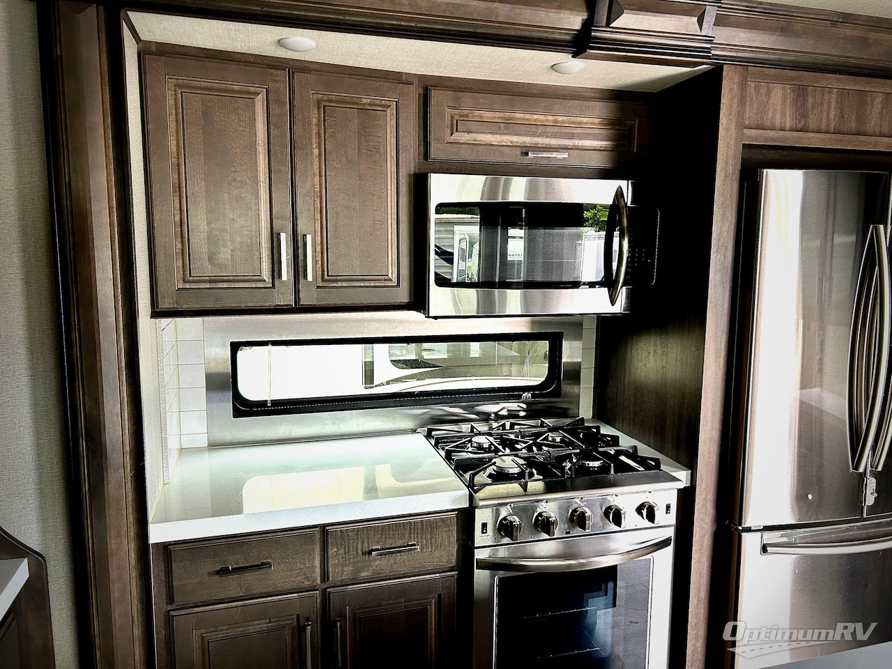2021 Grand Design Solitude 375RES Photo 12