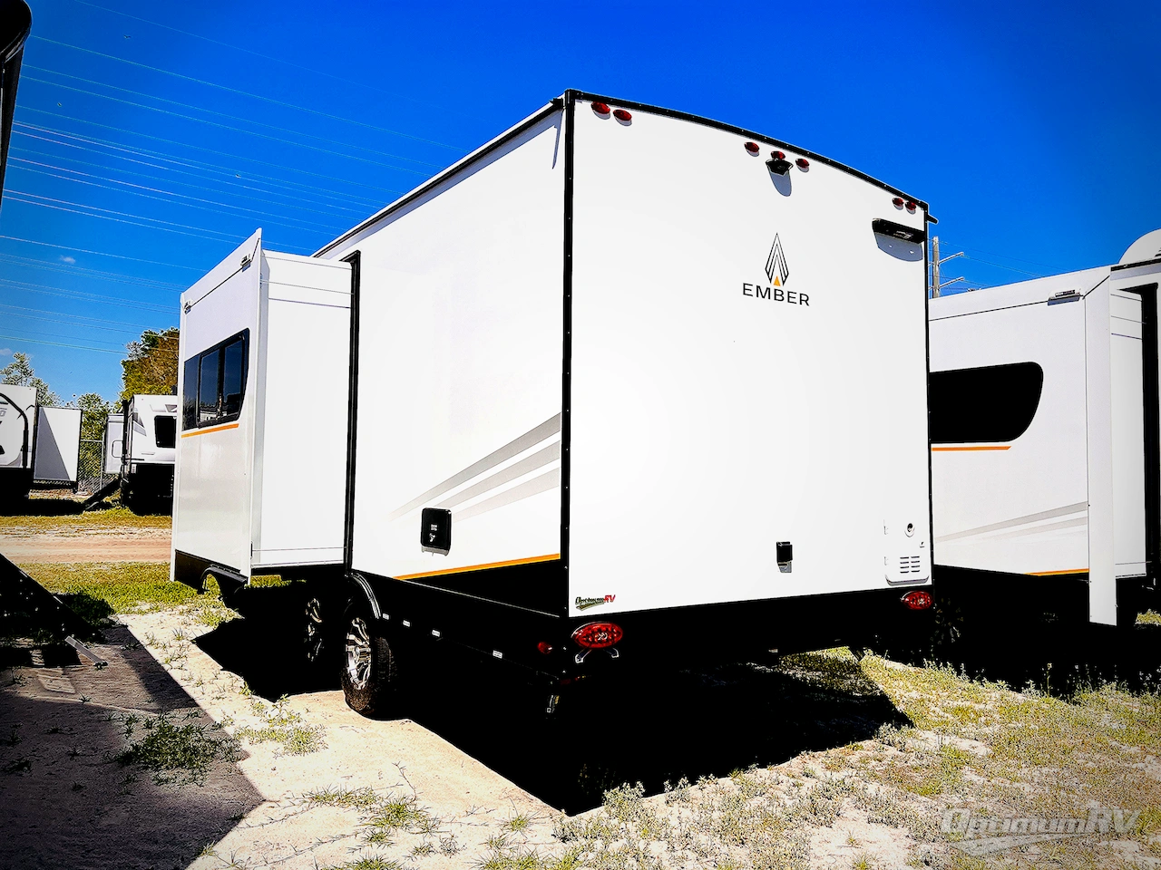 2025 Ember E-Series 21RKE Photo 2