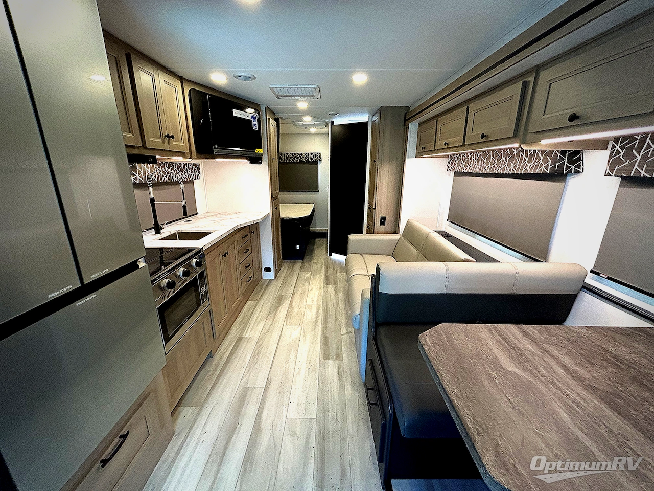 2025 Forest River Sunseeker LE 2550DSLE Ford Photo 8