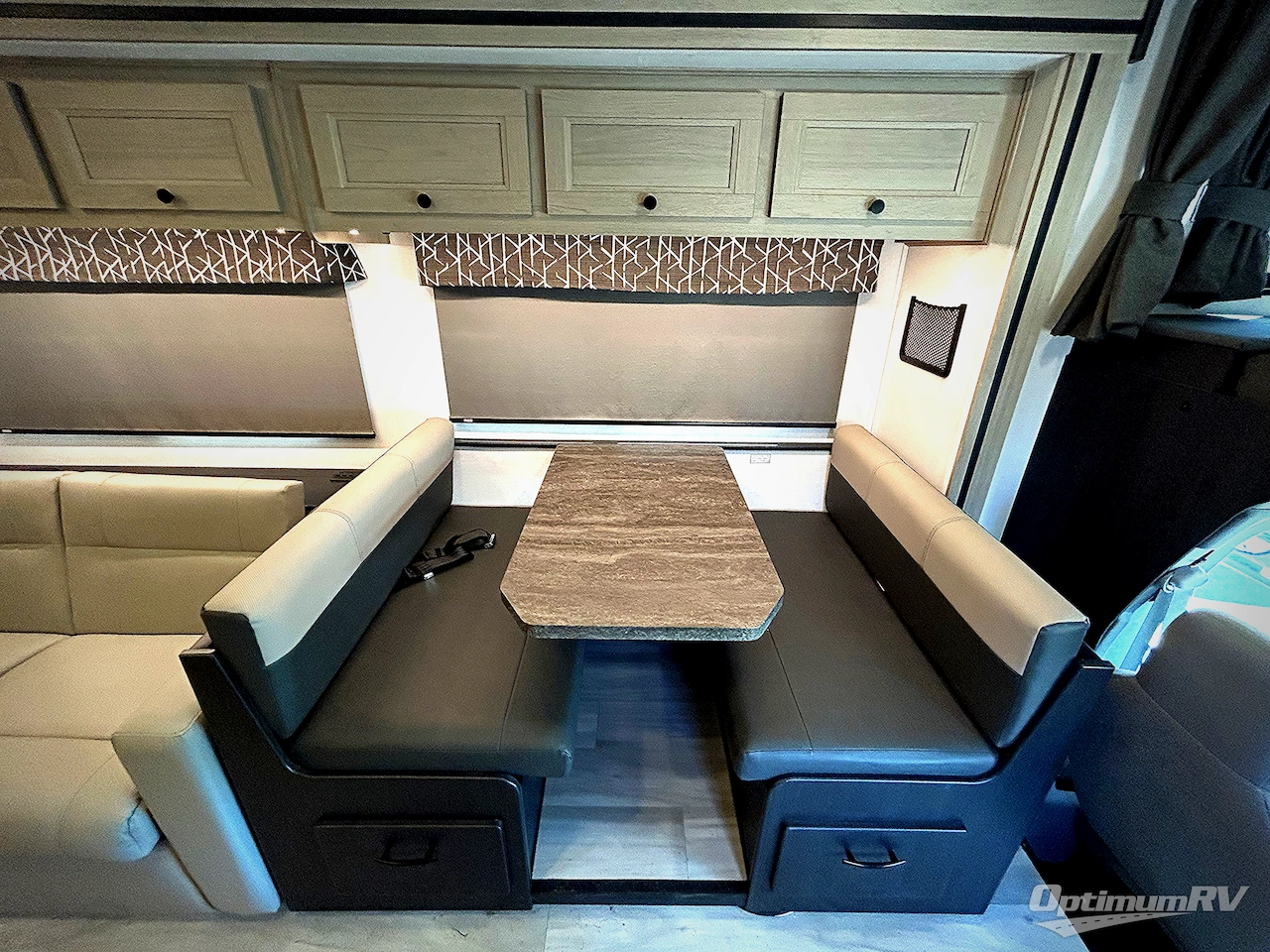 2025 Forest River Sunseeker LE 2550DSLE Ford Photo 12