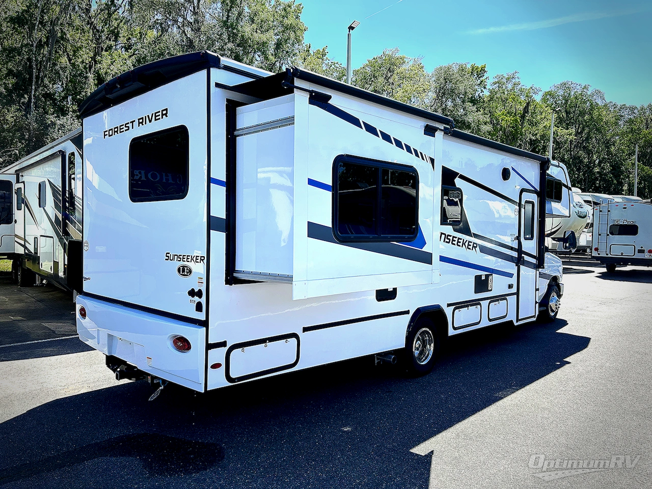 2025 Forest River Sunseeker LE 2550DSLE Ford Photo 2