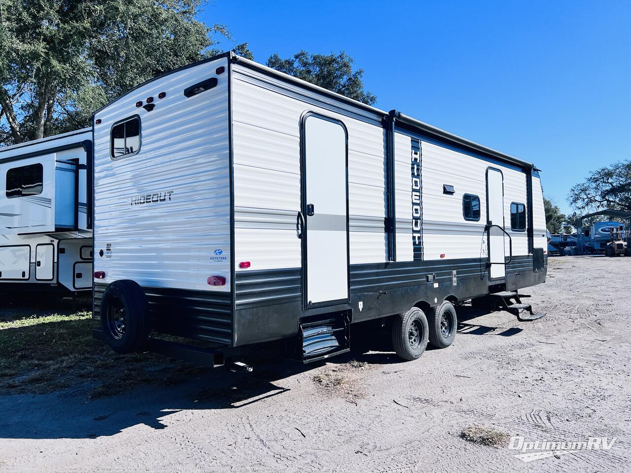 2025 Keystone Hideout Sport Double Axle 261BH Photo 3