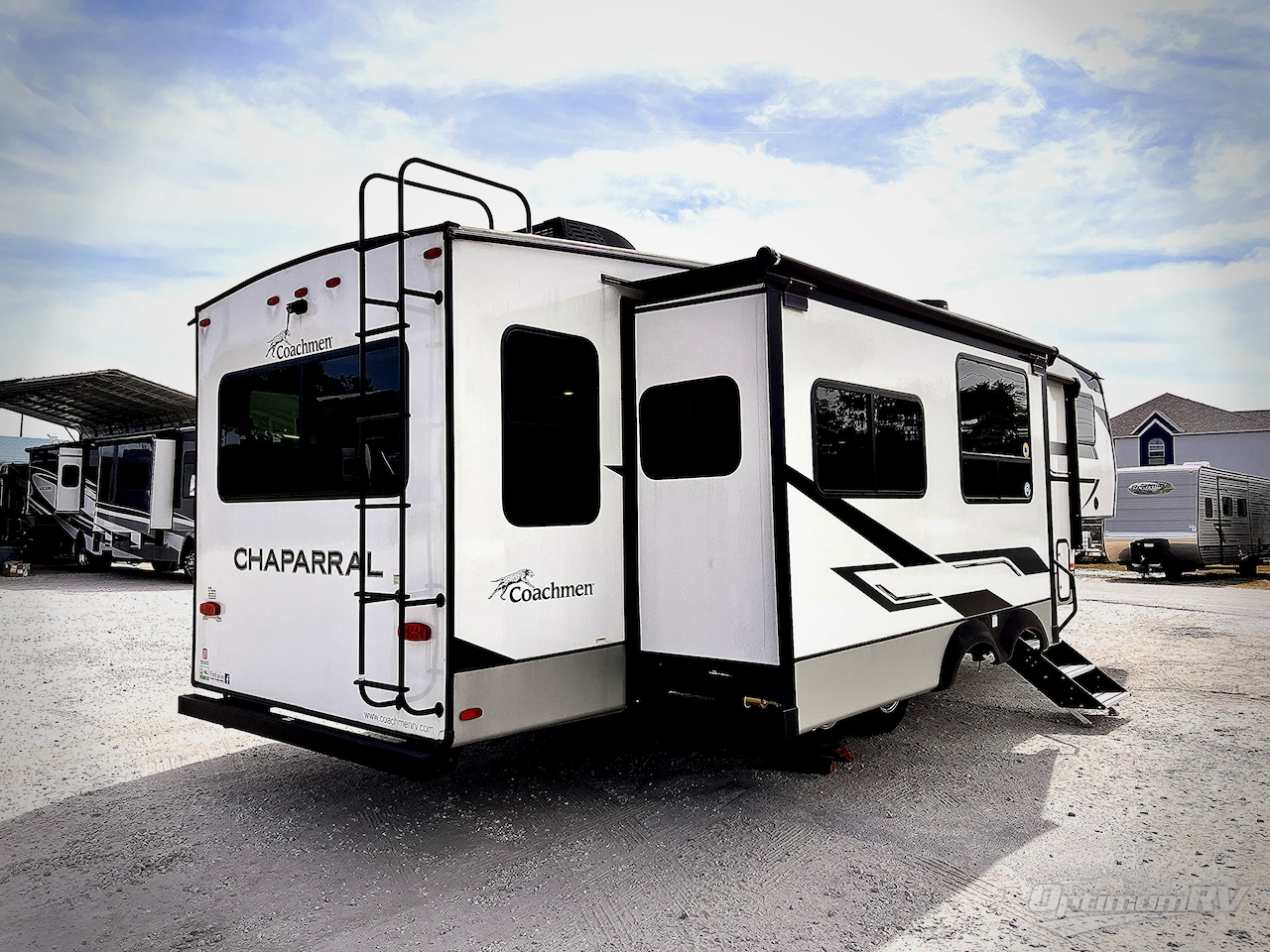 2024 Coachmen Chaparral Lite 30RLS Photo 2
