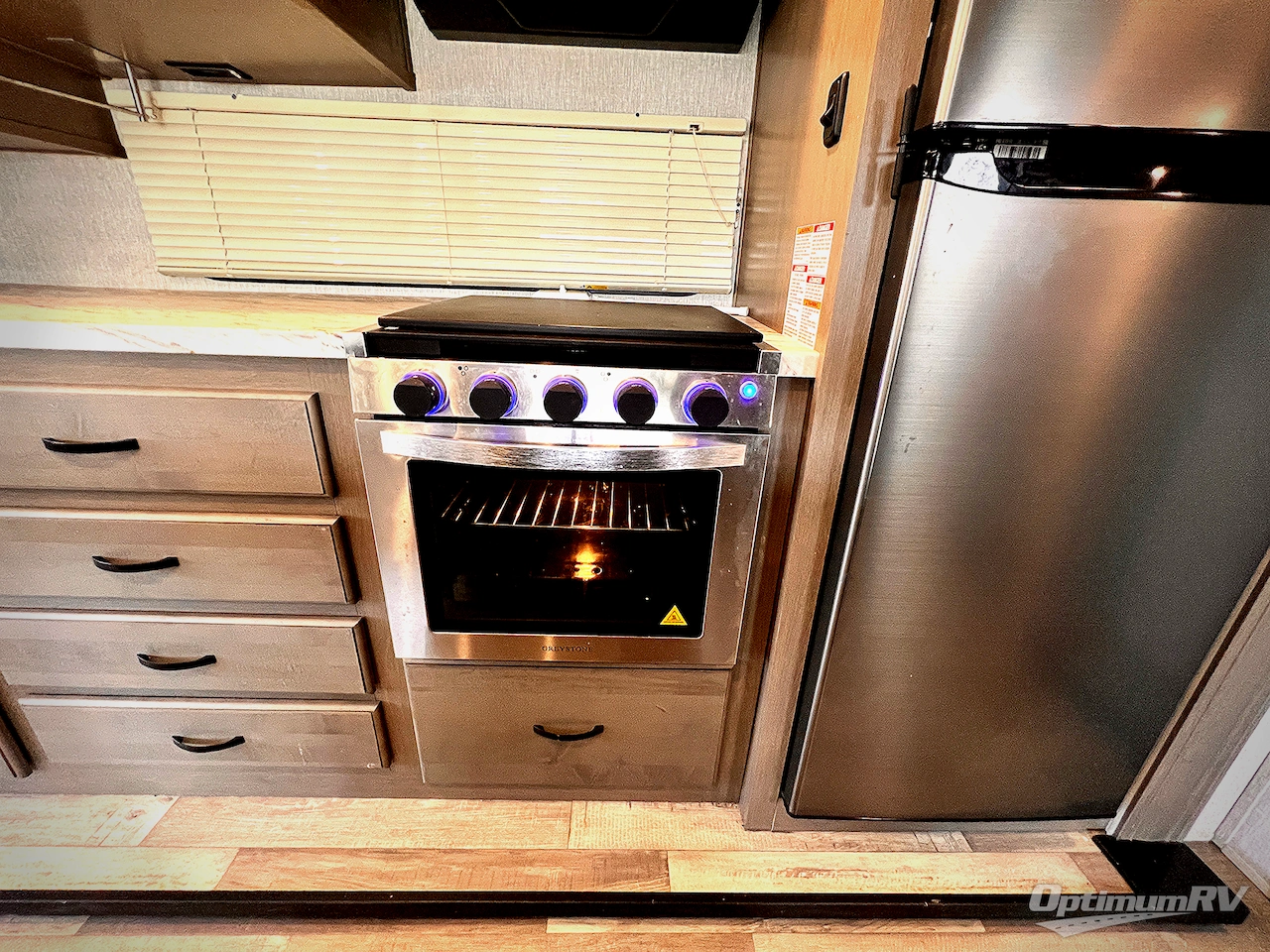 2024 Coachmen Chaparral Lite 30RLS Photo 12