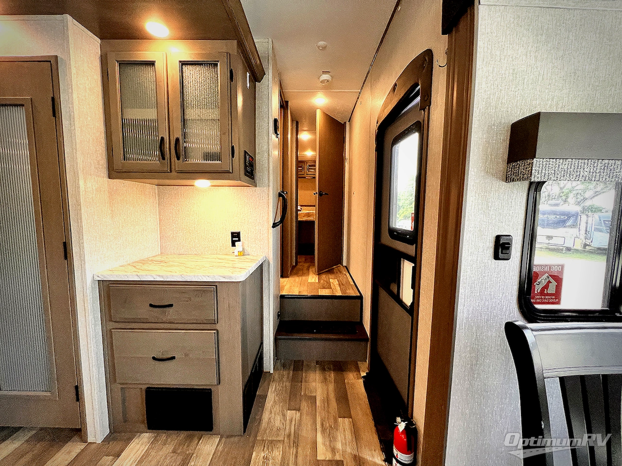 2024 Coachmen Chaparral Lite 30RLS Photo 15